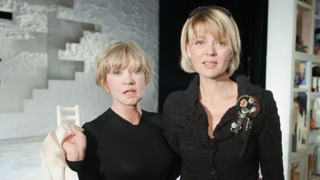 Алентова с дочерью Юлией Меньшовой, 2011 год