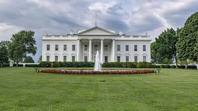 ਵ੍ਹਾਈਟ ਹਾਊਸ