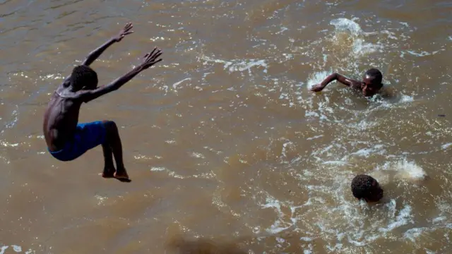 Asmat, Papua, gizi buruk, 2018, Agats, Uskup Aloysius Murwito