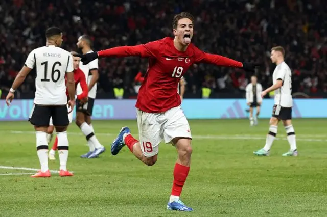 Kenan Yıldız, Türkiye formasıyla ilk golünü 18 Kasım 2023'te Berlin Olimpiyat Stadyumu'nda, doğduğu ülke Almanya'ya attı.