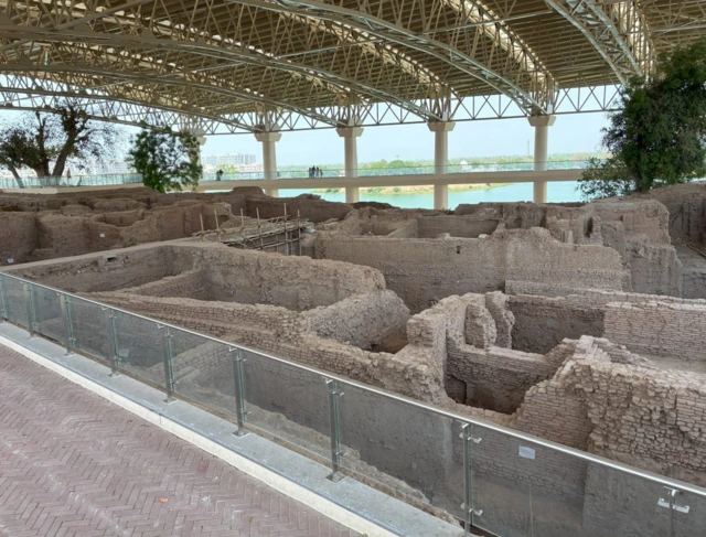 ગુજરાત, વડનગર, મહેસાણા, માનવ કંકાલ, પુરાતન વિભાગ, જૂની સંસ્કૃતિ, બીબીસી ગુજરાતી, ઐતિહાસિક નગરી