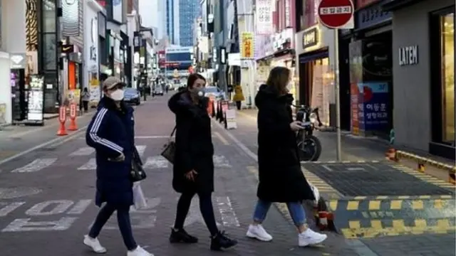 ကိုရိုနာ ဗိုင်းရပ်စ်