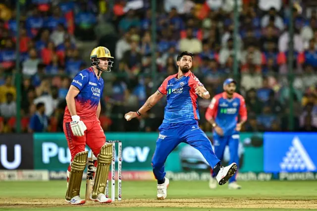 ஆர்சிபி - டெல்லி