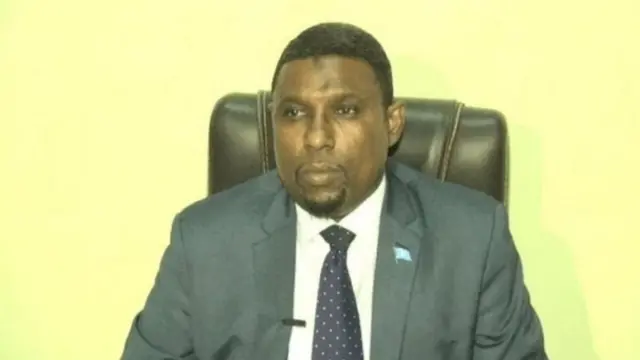 Wasiirka macdanta iyo batroolka ee Soomaaliya Cabdirashiid Maxamed Axmed