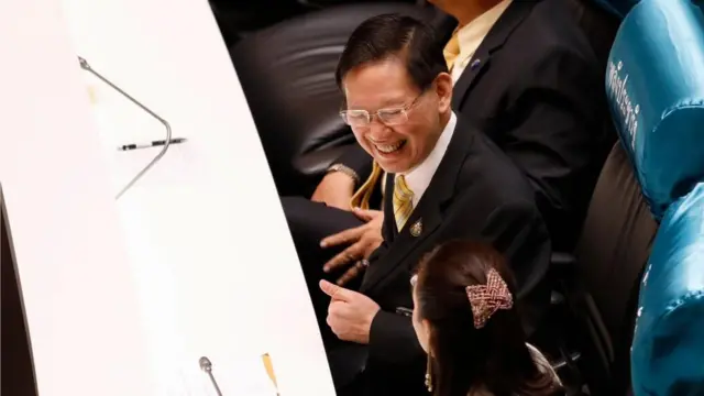 ไพบูลย์ นิติตะวัน