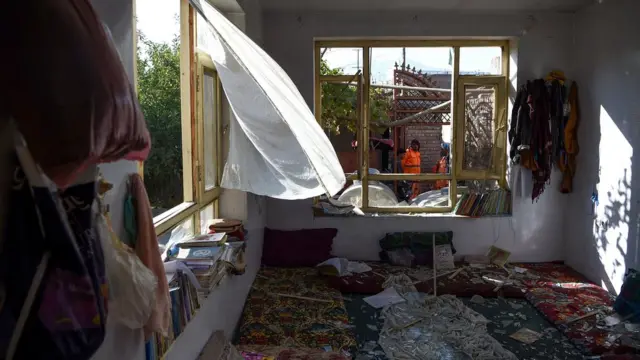 خانه‌ای در غرب کابل که در انفجار به آموزشگاه کوثر دانش ویران شد