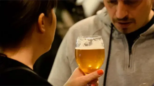 પ્રતીકાત્મક તસવીર