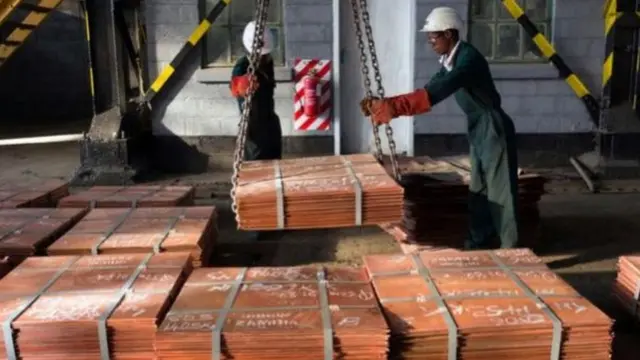 تراجعت أسعار النحاس بشكل كبير