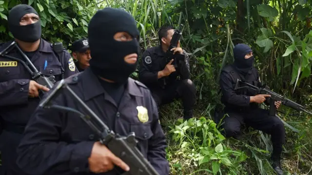 النساء في السلفادور