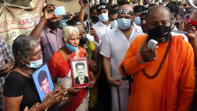 போராட்டம்