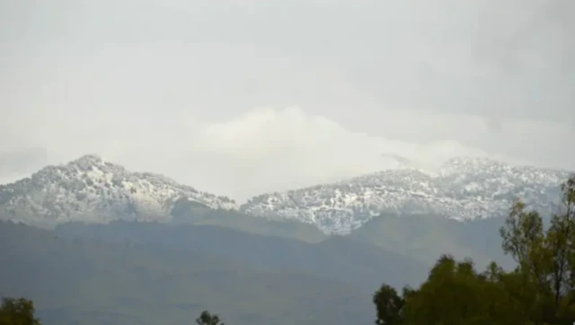 2016 میں پاکستان کے دارالحکومت اسلام آباد سے ملحق مارگلہ کے پہاڑی سلسلے پر برفباری ہوئی تھی