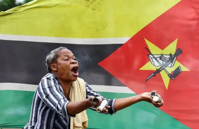 Zanga-zanga a Mozambique.