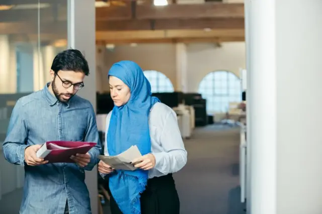 लव्ह बॉम्बिंग