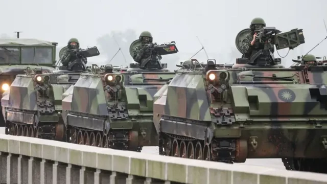 تایوان خود را برای تهاجم یا محاصره احتمالی چین آماده میکند