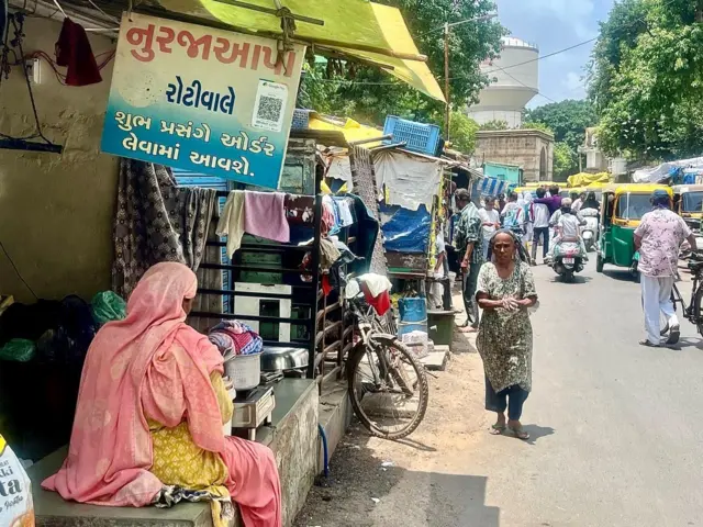 મહિલા, મુસ્લિમ, રોજીરોટી, રોટલી, ભારત, બીબીસી ગુજરાતી, ગુજરાત, અમદાવાદ, જગન્નાથ, જમાલપુર