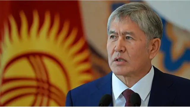 Атамбаев КСДП лидери болуп быйыл 31-мартта шайланган