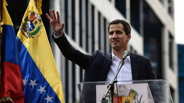 Hoggaamiyaha mucaaradka Juan Guaido