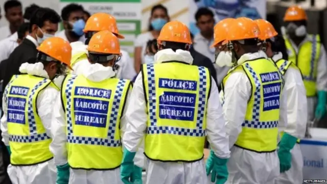 පොලිස් මත්ද්‍රව්‍ය නාශක කාර්යාංශයේ නිලධාරීන් කළ වැටලීමක්