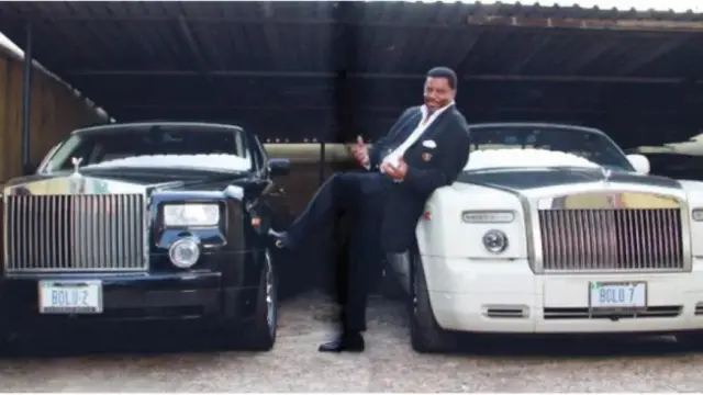 Bolu Akin-Olugbade fara ti ọkọ rẹ meji