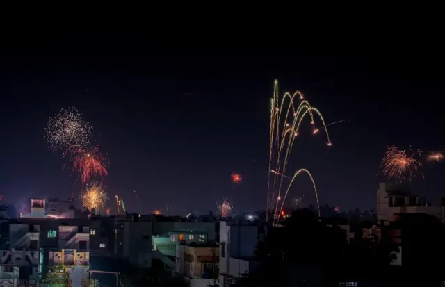 தீபாவளி கொண்டாட்டம் - அரவிந்த் ரெங்கராஜ்