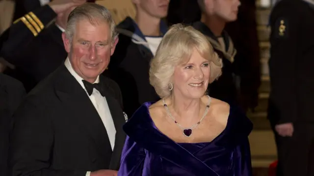 Príncipe Carlos y Camila.