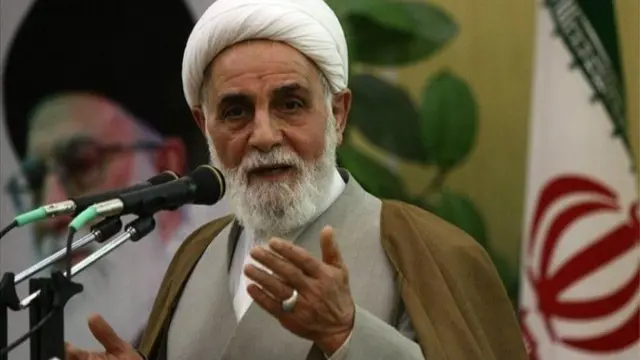 علی اکبر ناطق نوری پیش از دوازدهمین دوره انتخابات ریاست جمهوری ایران به دلیل حمایت از حسن روحانی از ریاست بازرسی دفتر رهبری استعفا کرد