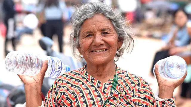 ज्येष्ठ नागरिक