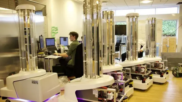 యూవీ రోబో