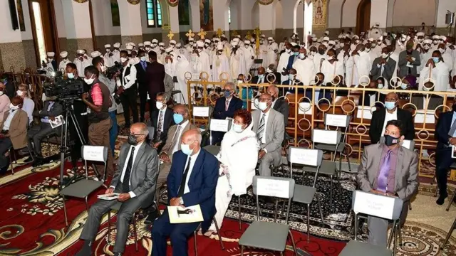 ምእመናን