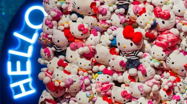 Muchas Hello Kitty