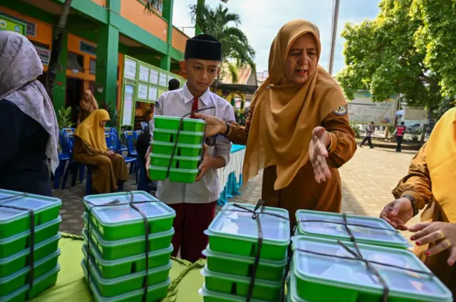 anak sekolah ppdb