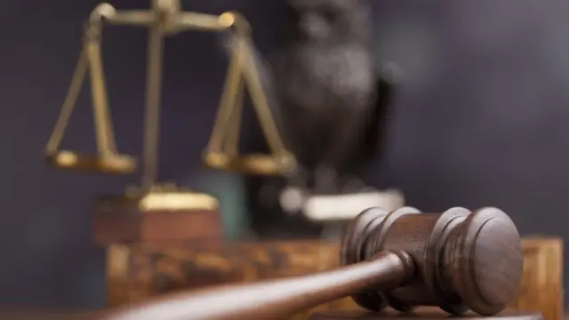 ન્યાયતંત્રનો ફોટો