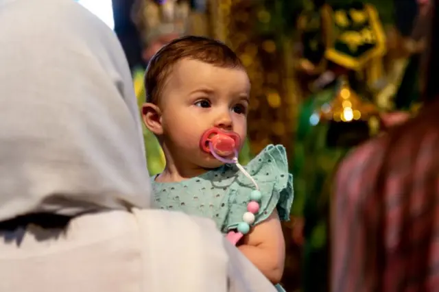 નવજાત શિશુ, બાળક, સ્તનપાન, માતા, ધાવણ, બીબીસી ગુજરાતી