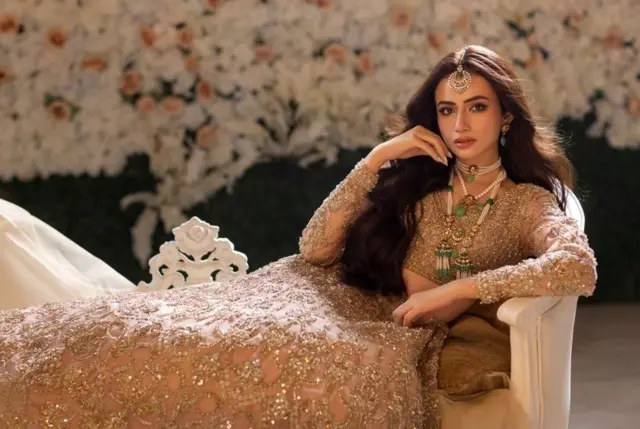 సనా జావేద్