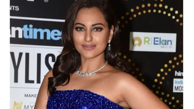 सोनाक्षी सिन्हा