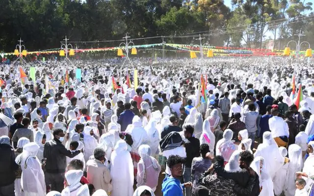 ኣብቲ በዓል ዝተሳተፈ ምእመን