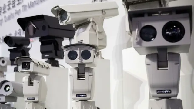 سیکورٹی کیمرے