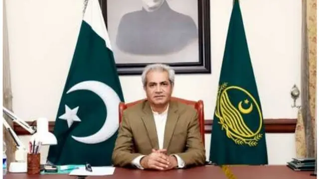 પાકિસ્તાનના પંજાબ પ્રાંતના રાજ્યપાલ ઉમર સરફરાઝે હમઝા શહબાઝ