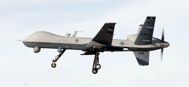 Аңчы-өлтүргүч MQ-9 Reaper (Оруучу)