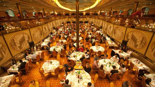 The freestyle dining seen on today's cruise ships dates back to 1905