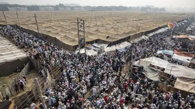 টঙ্গীতে বিশ্ব ইজতেমায় অংশ নিয়ে ভারতে ফেরার পথে নিজ দেশেই হেনস্থার শিকার হতে হয় এক ছাত্রকে