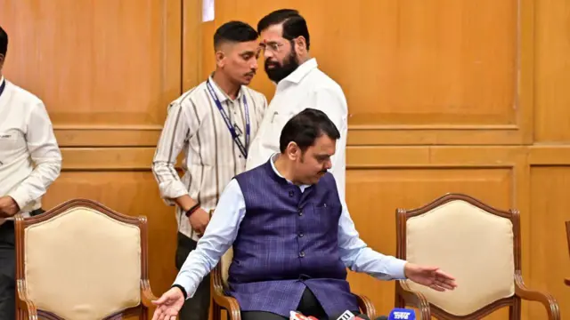 फडणवीस-शिंदे