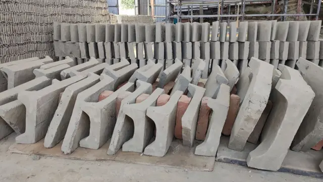 कर्ण अवाल