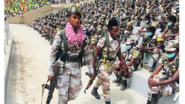 ዕጡቓት ኣብ ምርኢት