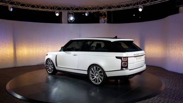 لندروور اعلام کرد از تولید لوکس‌ترین مدل رنج‌روور منصرف شده است