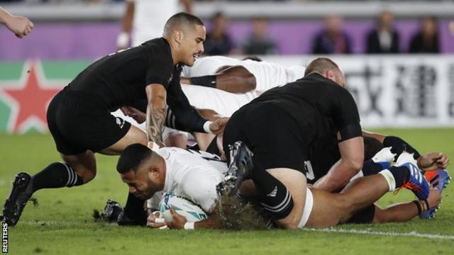 ラグビーW杯】 イングランドが決勝進出 ニュージーランドは3連覇ならず