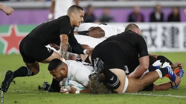 ラグビーW杯】 イングランドが決勝進出 ニュージーランドは3連覇 ラグビーW杯】 イングランドが決勝進出 ニュージーランドは3連覇