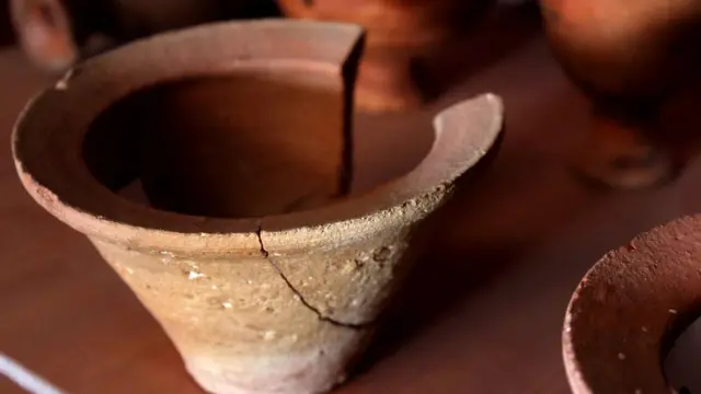 آثار تاریخی مس عینک