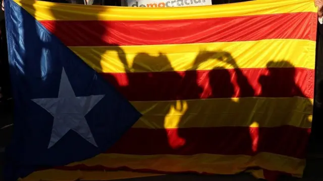 Lá cờ Catalan đã trở thành một biểu tượng quyền lực của nhóm ủng hộ độc lập
