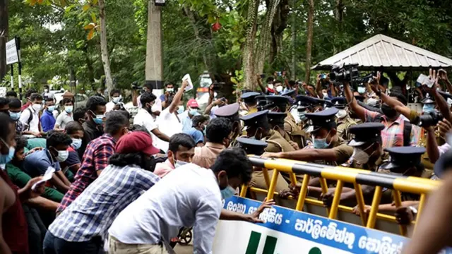 අගෝස්තු 03 වෙනි දින කොළඹ පැවති විරෝධතාව